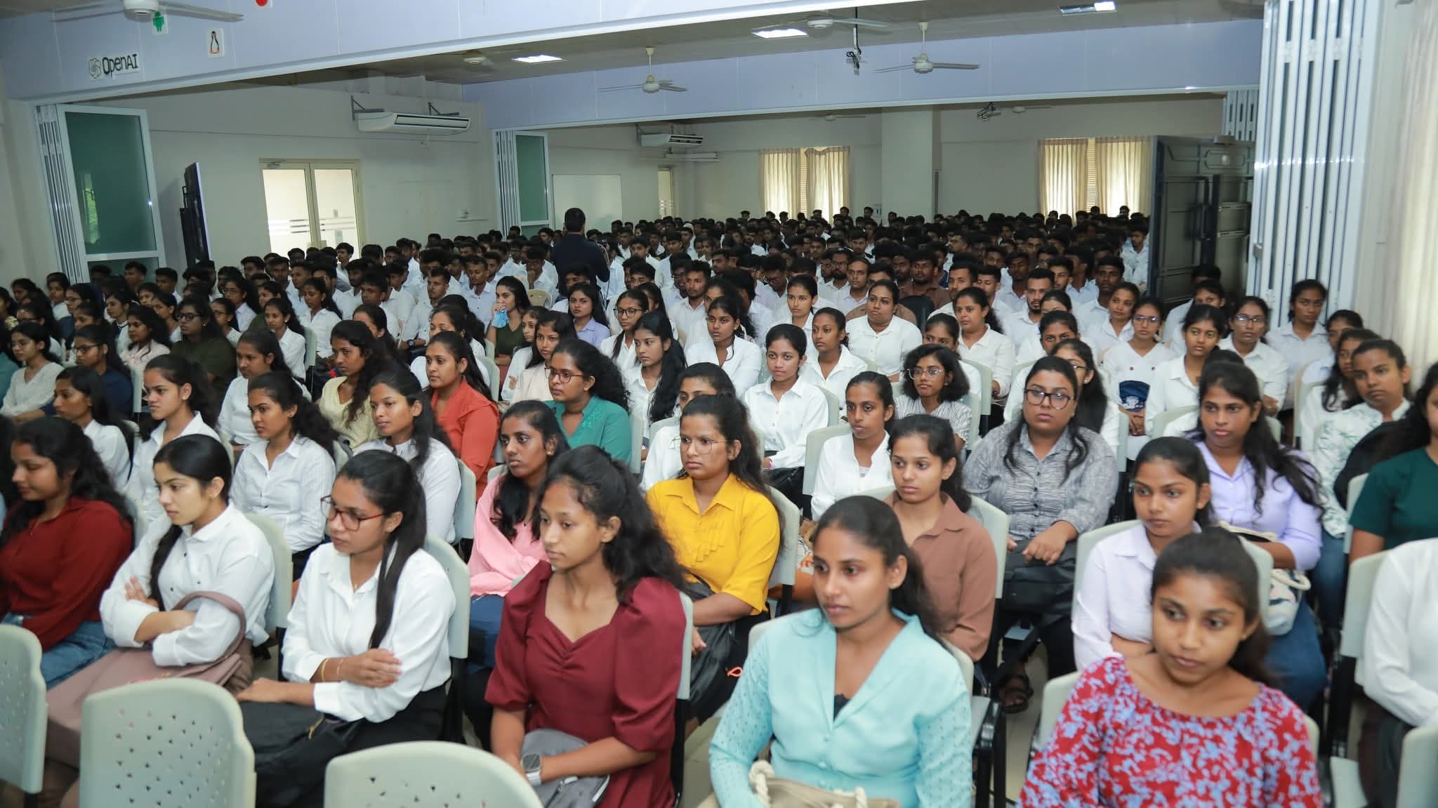 ශිෂ්‍ය ආරම්භක උත්සවය 8